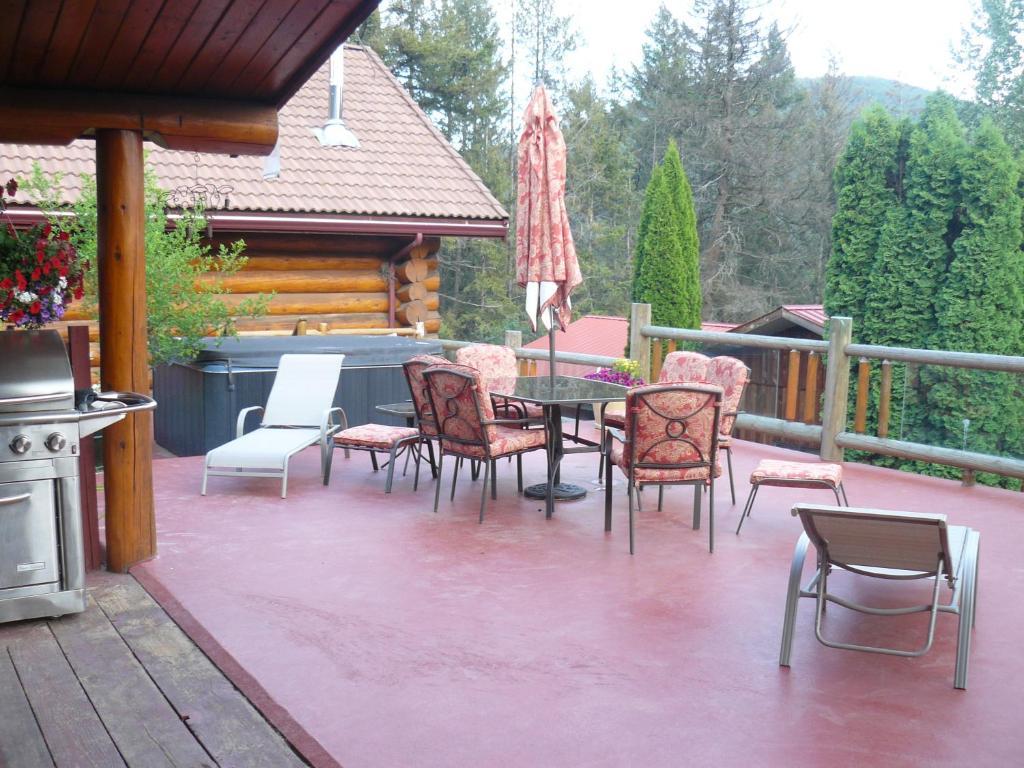 Hitching Post Resort Kelowna Habitación foto